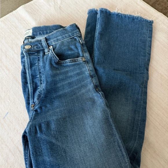 Citizens of Humanity Isola Cropped Bootcut Jeans in Lawless - Picture 2 of 6